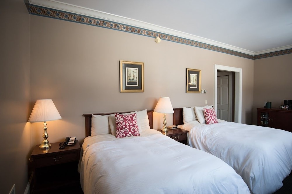 The Bertram Inn at Glenmoor