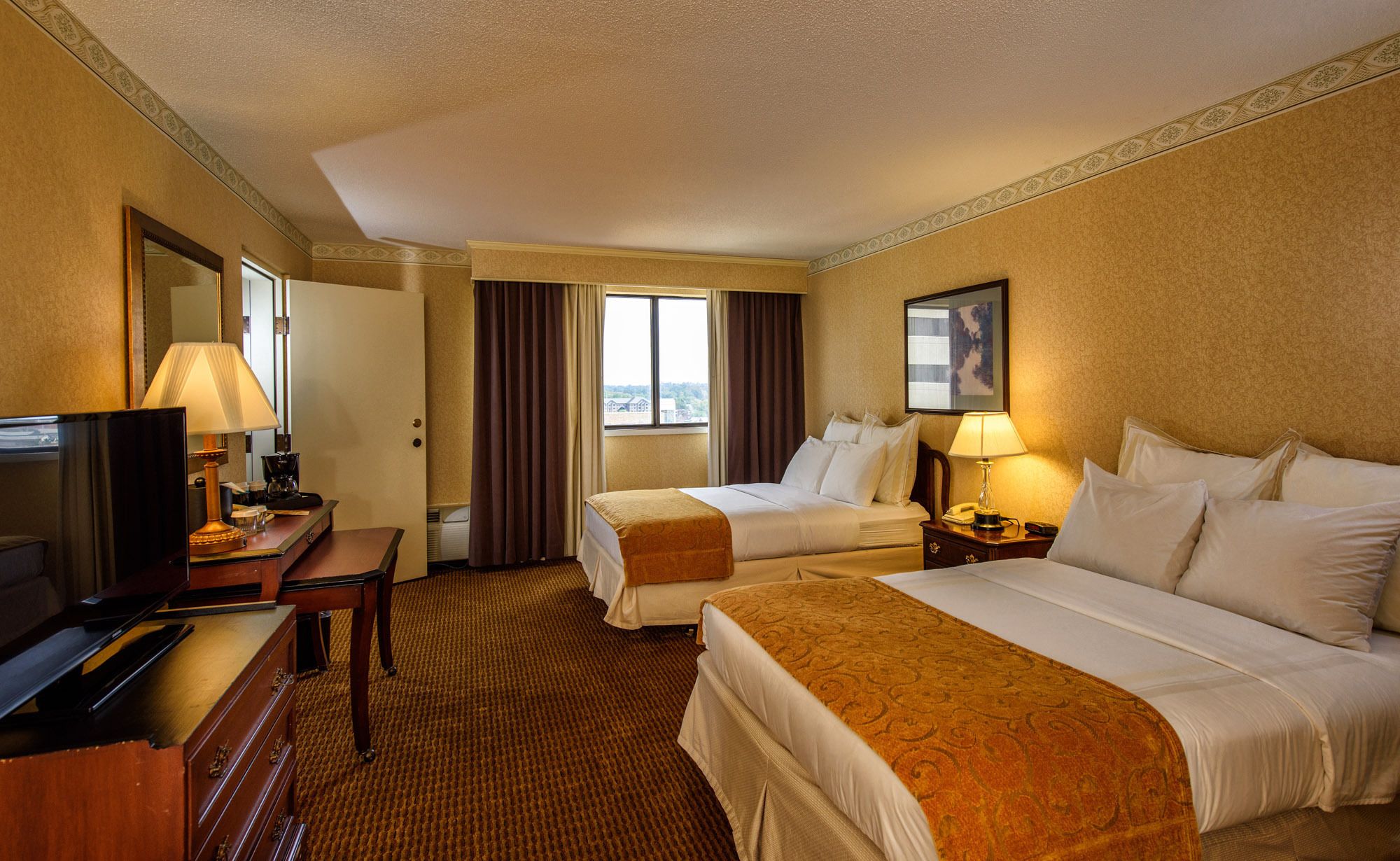 DoubleTree by Hilton Canton Downtown