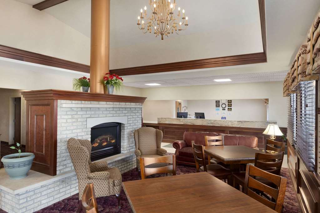 Days Inn by Wyndham Carrollton