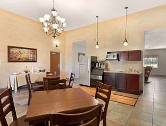 Days Inn by Wyndham Carrollton