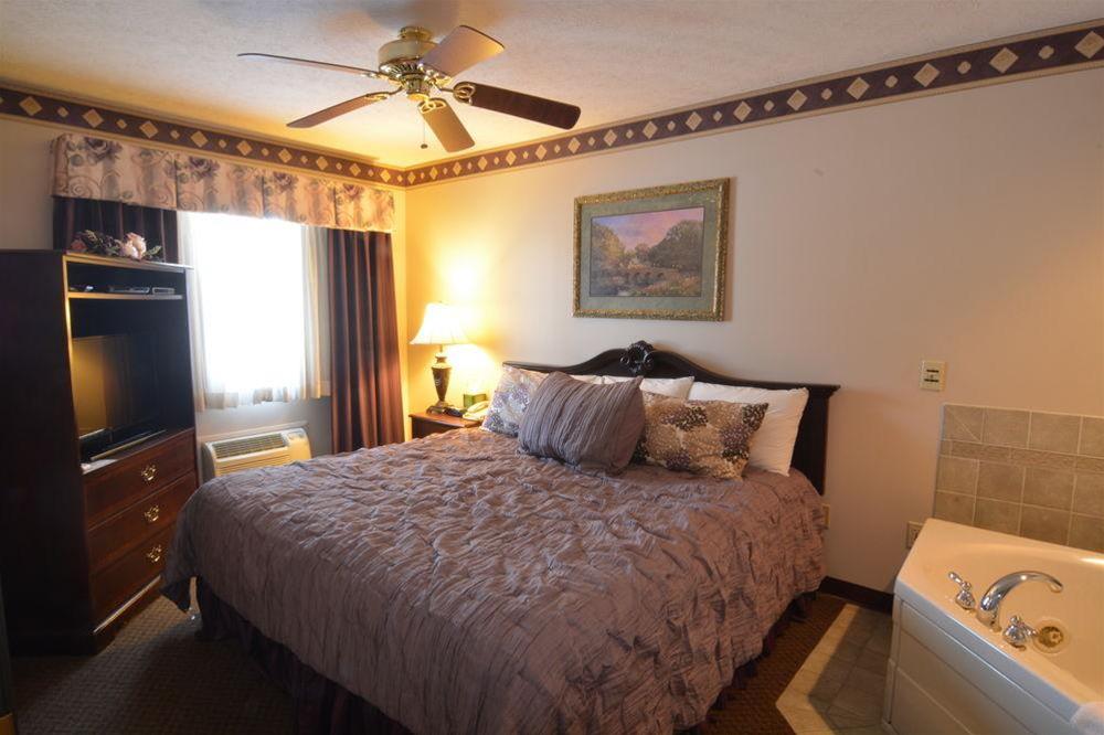 Hearthstone Inn & Suites