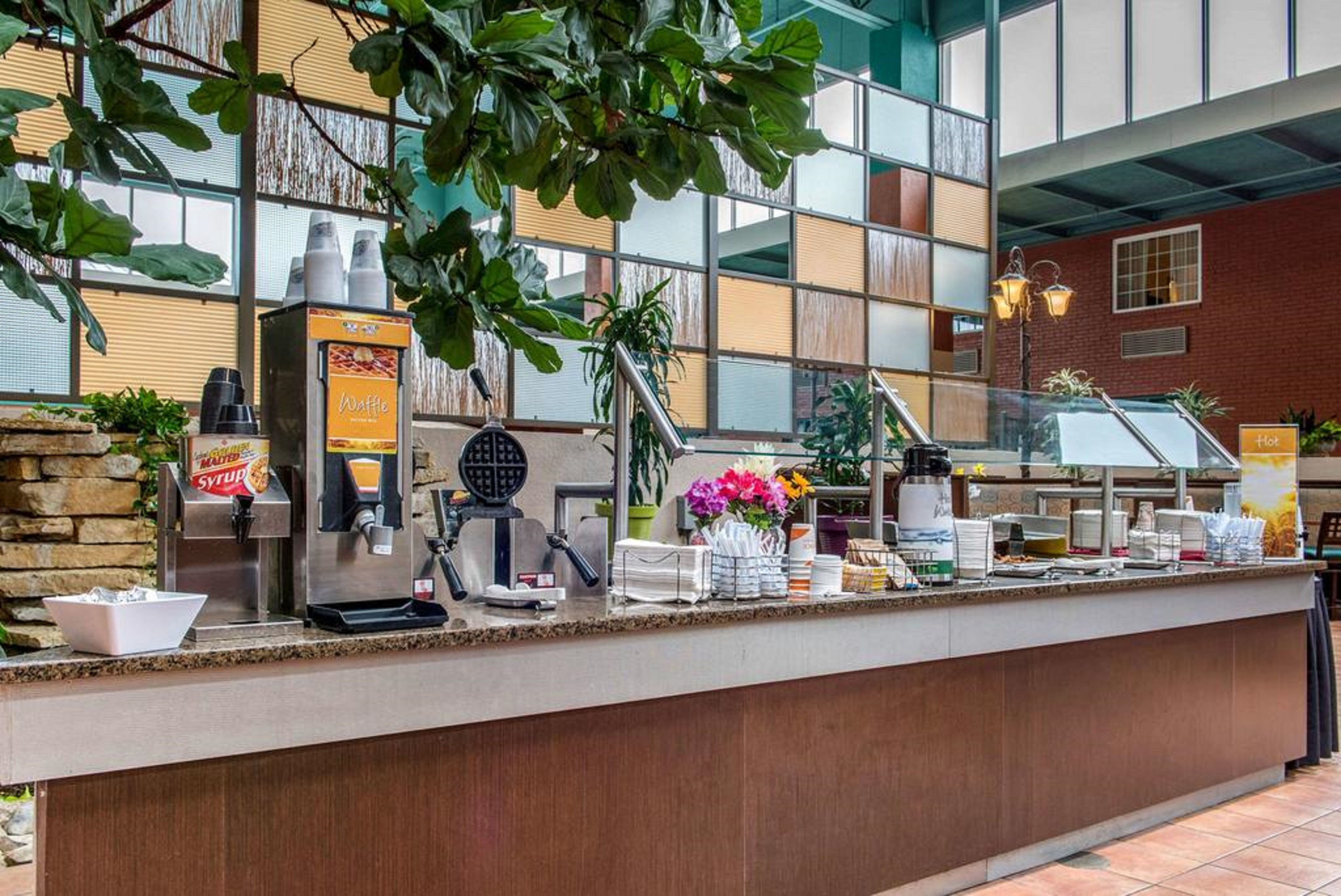 Quality Hotel Conference Center Cincinnati Blue Ash