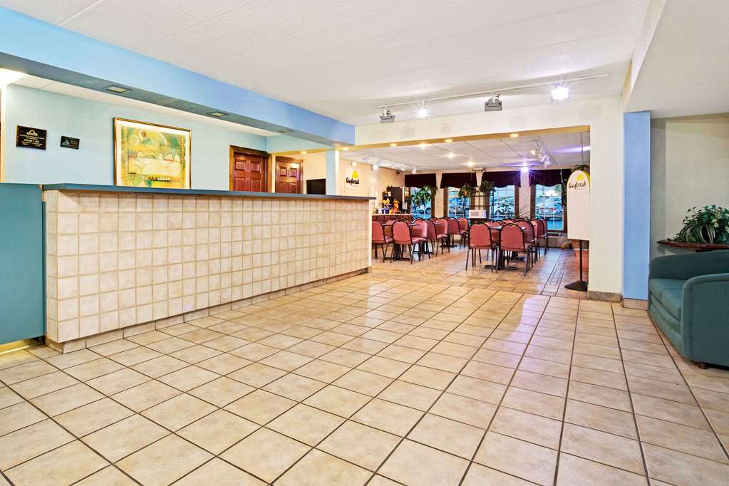 Days Inn by Wyndham Sharonville