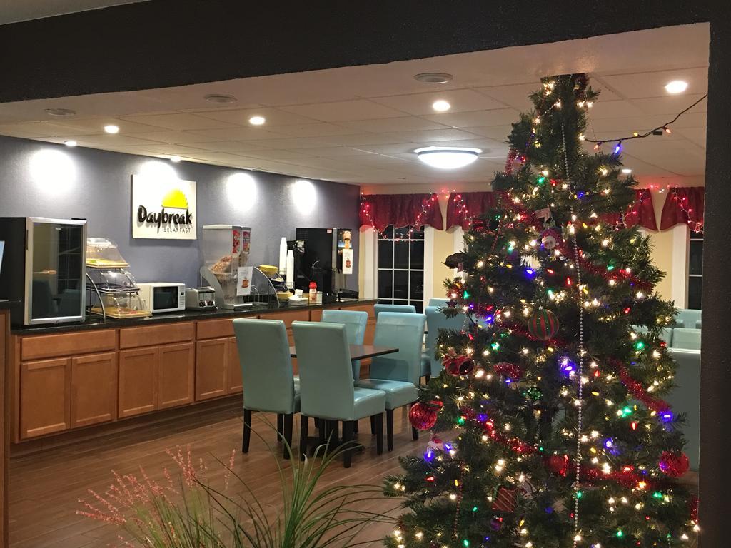 Days Inn by Wyndham Sharonville