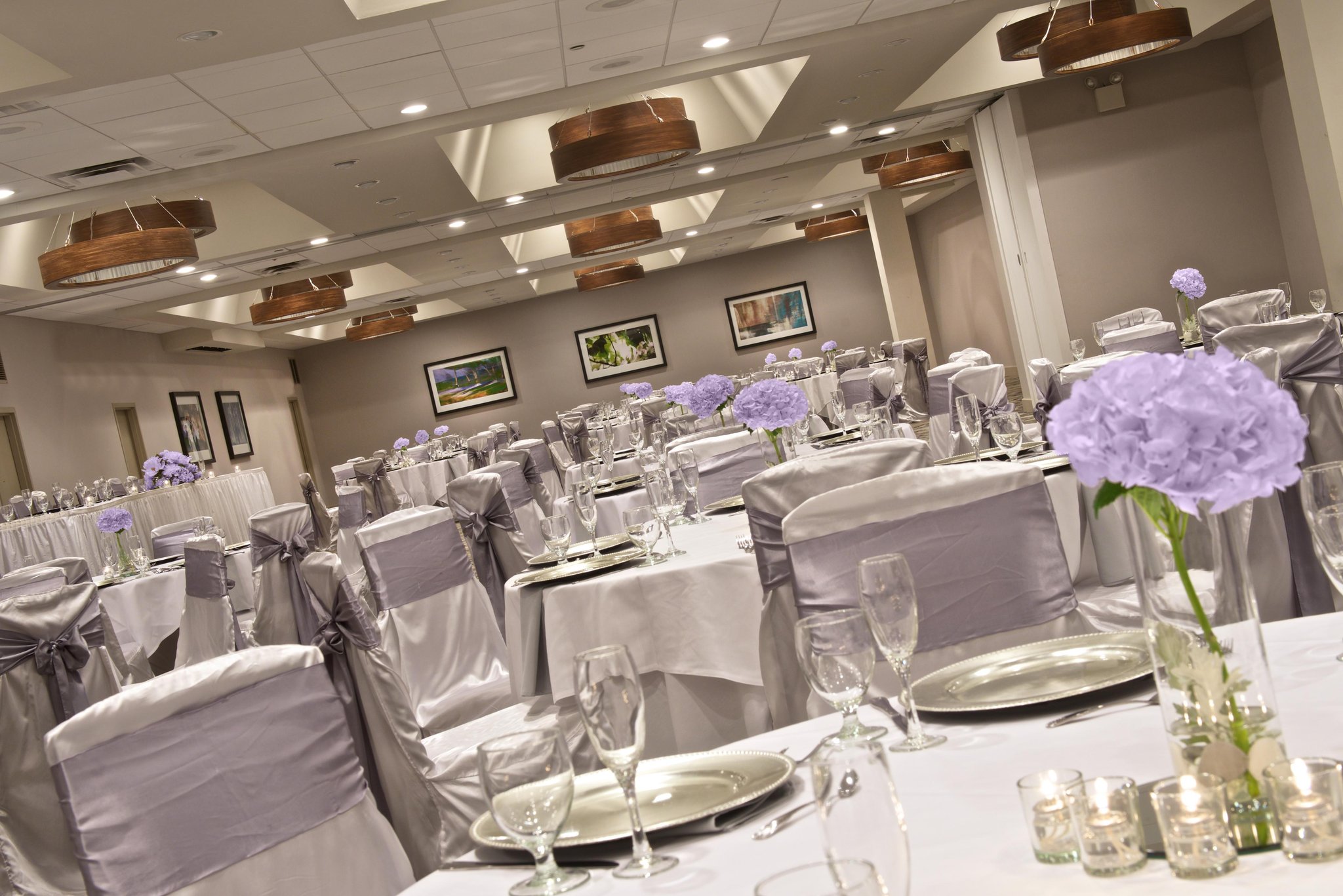 Embassy Suites by Hilton Cincinnati Northeast Blue Ash