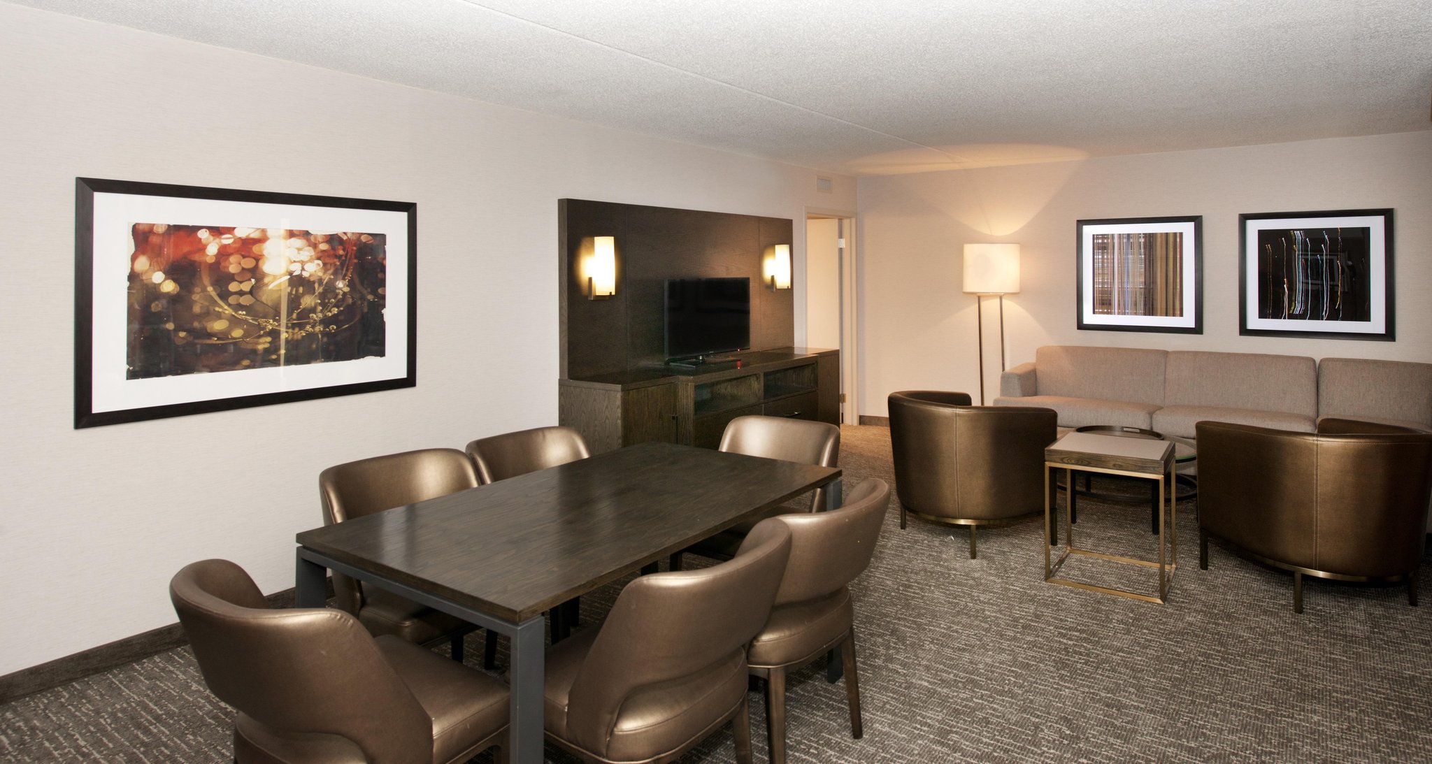 Embassy Suites by Hilton Cincinnati Northeast Blue Ash