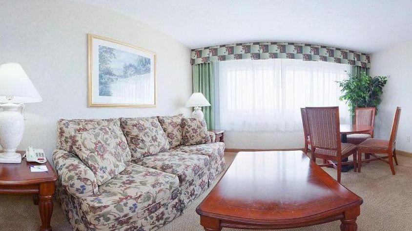 Holiday Inn Express Cincinnati West