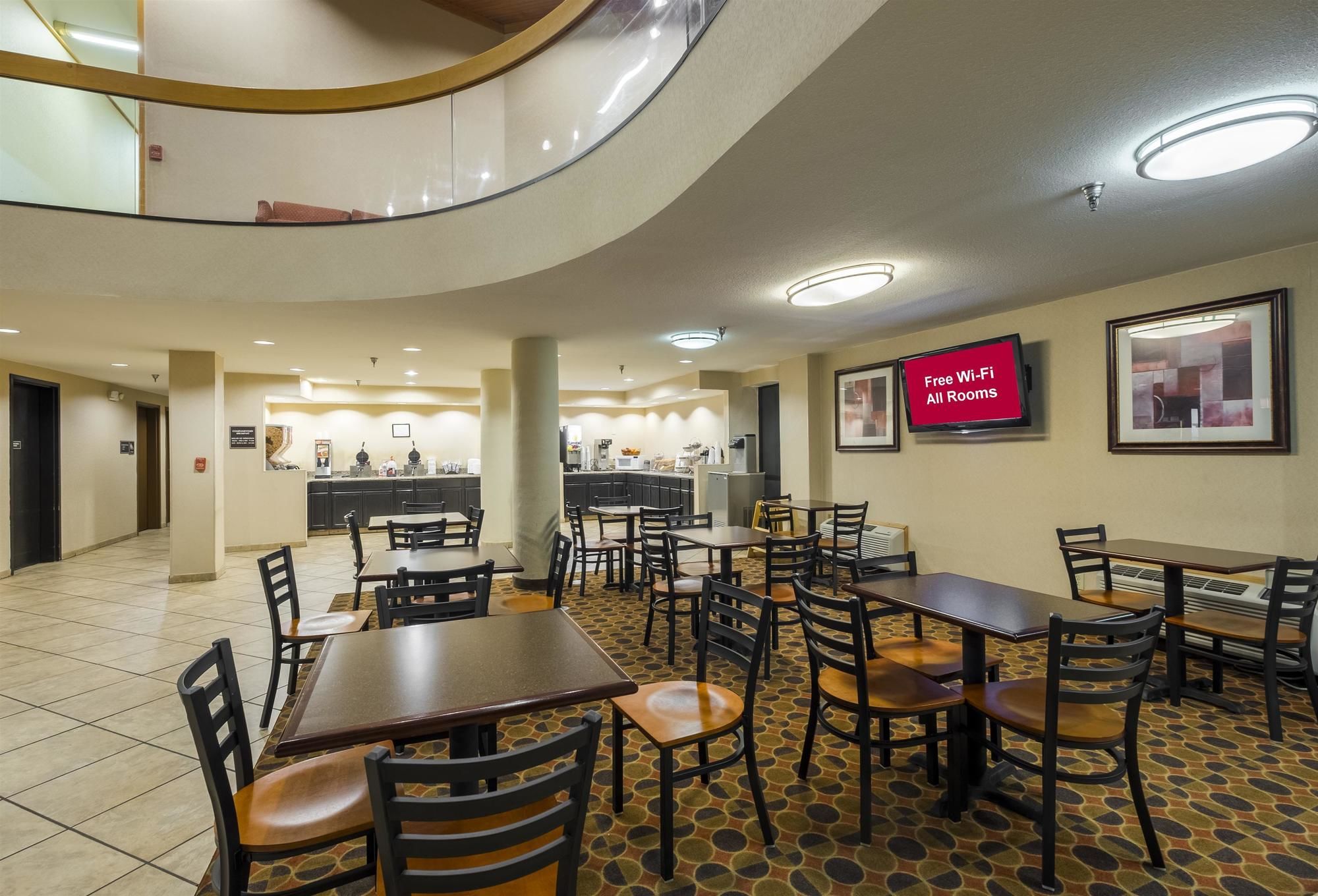 Red Roof Inn & Suites Cincinnati North - Mason