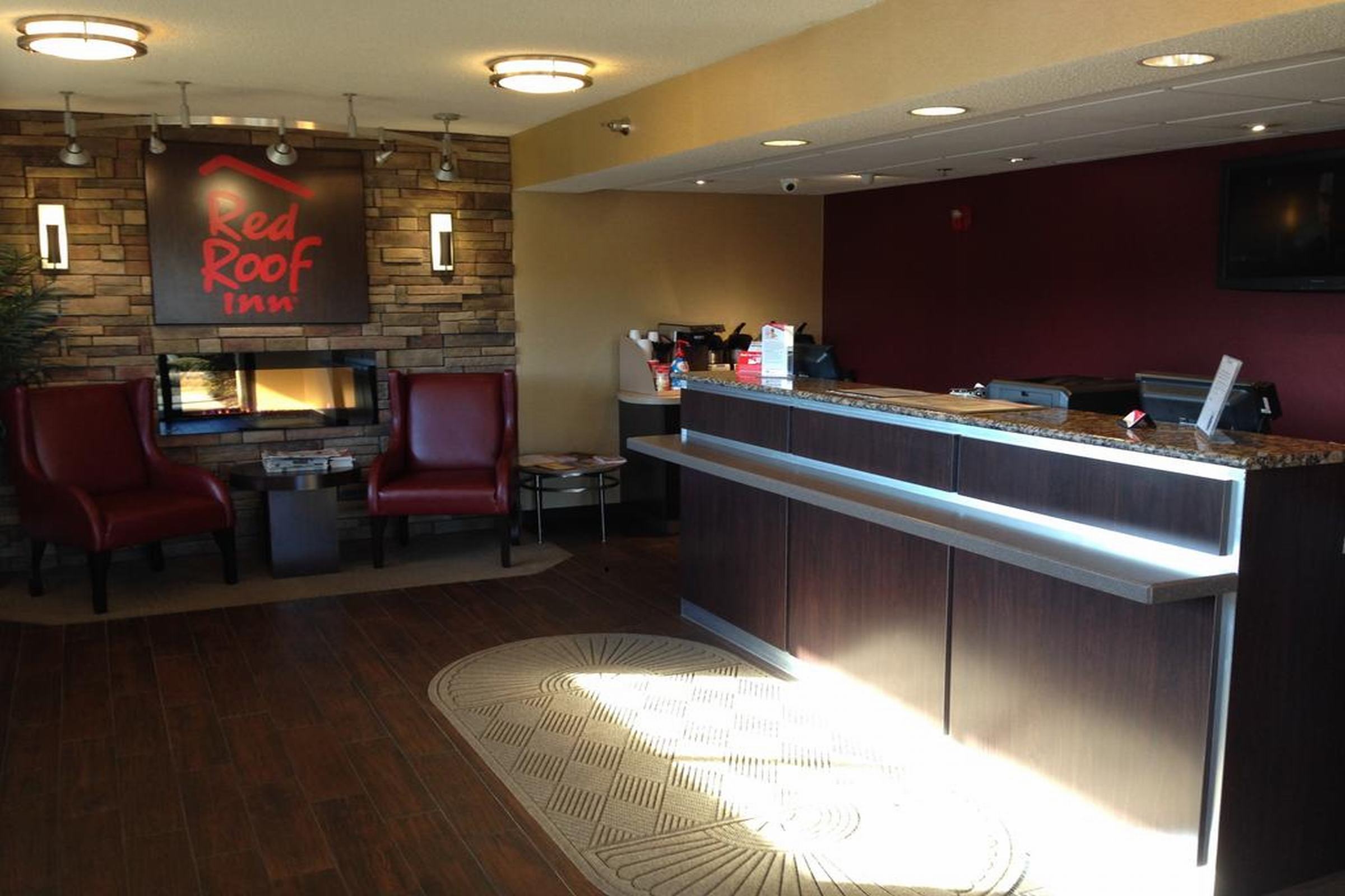 Red Roof Inn Cincinnati Northeast - Blue Ash