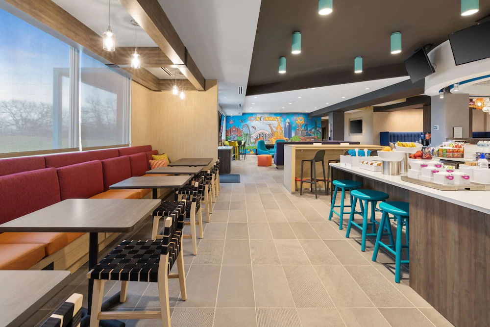 Tru by Hilton Sharonville Cincinnati