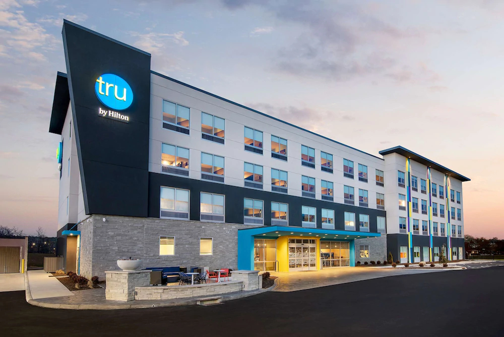 Tru by Hilton Sharonville Cincinnati