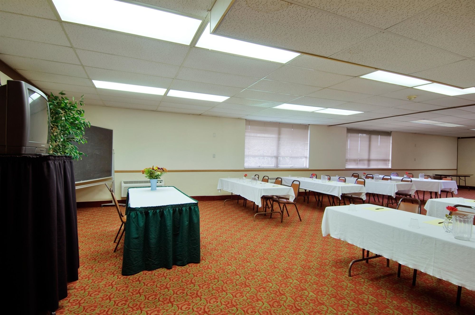 Travelodge by Wyndham Cleveland Airport