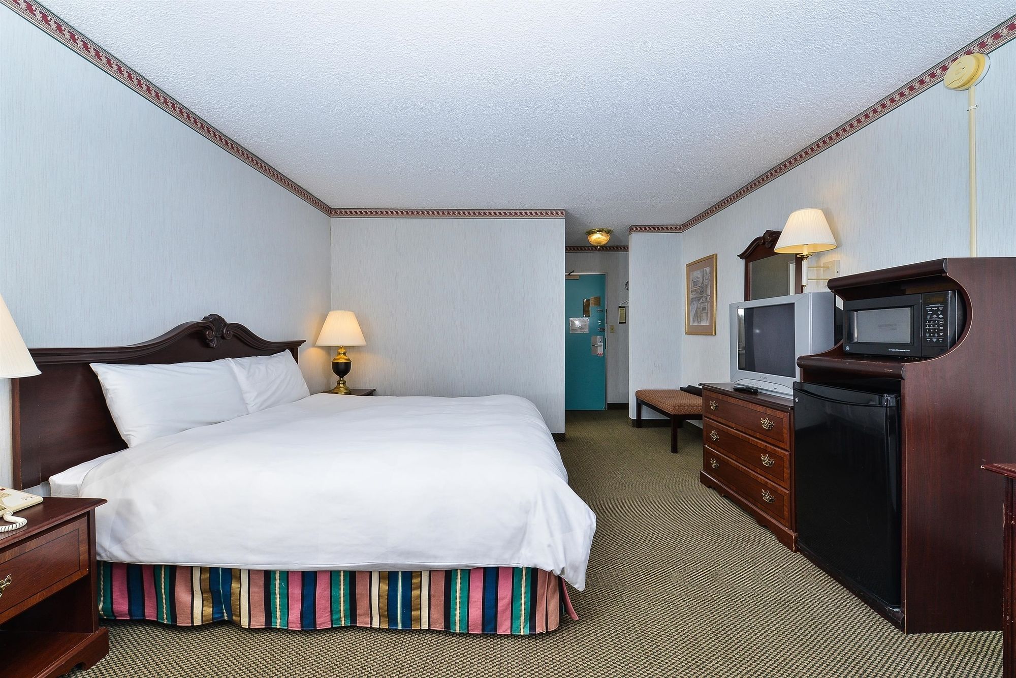 Travelodge by Wyndham Cleveland Airport
