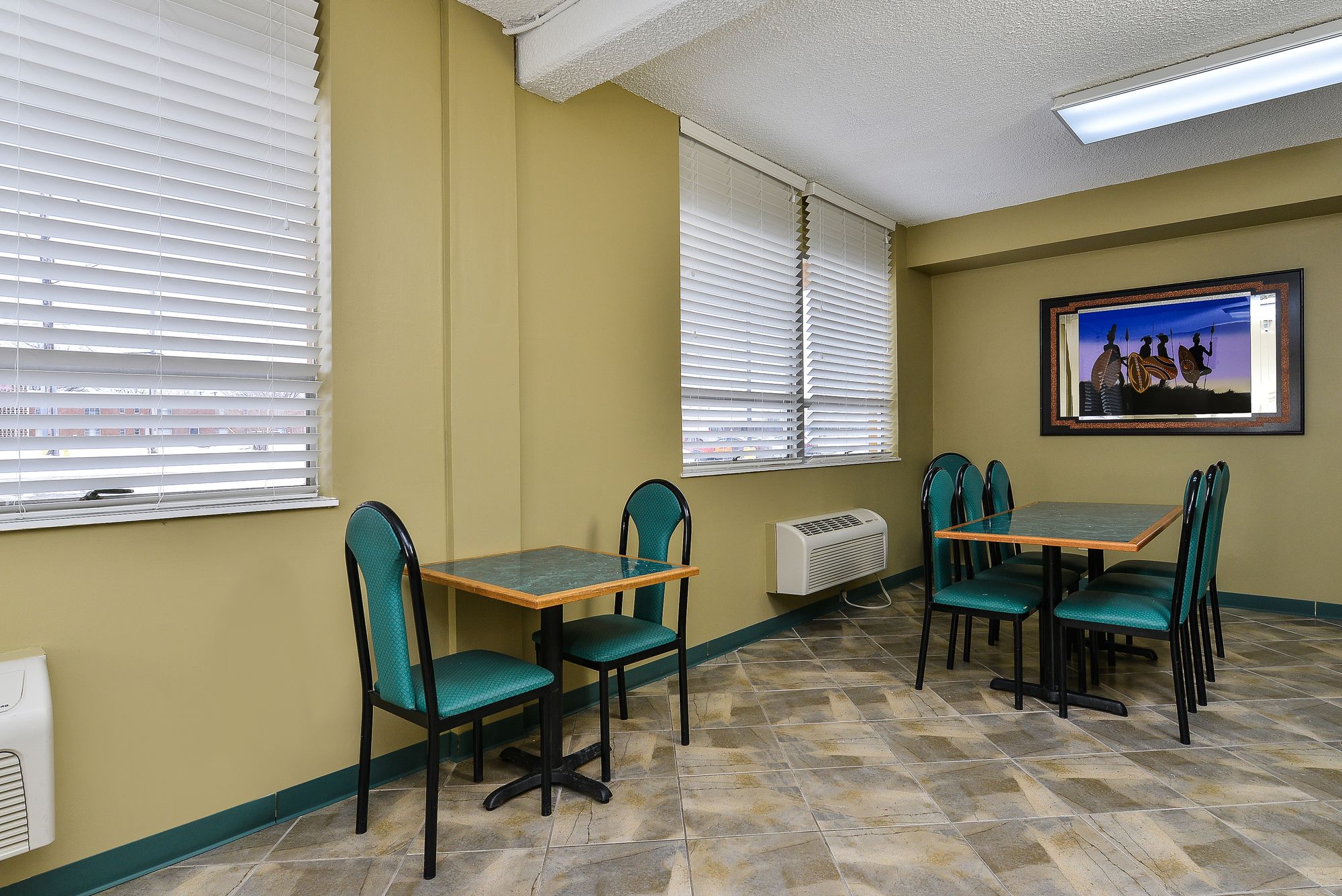 Travelodge by Wyndham Cleveland Airport