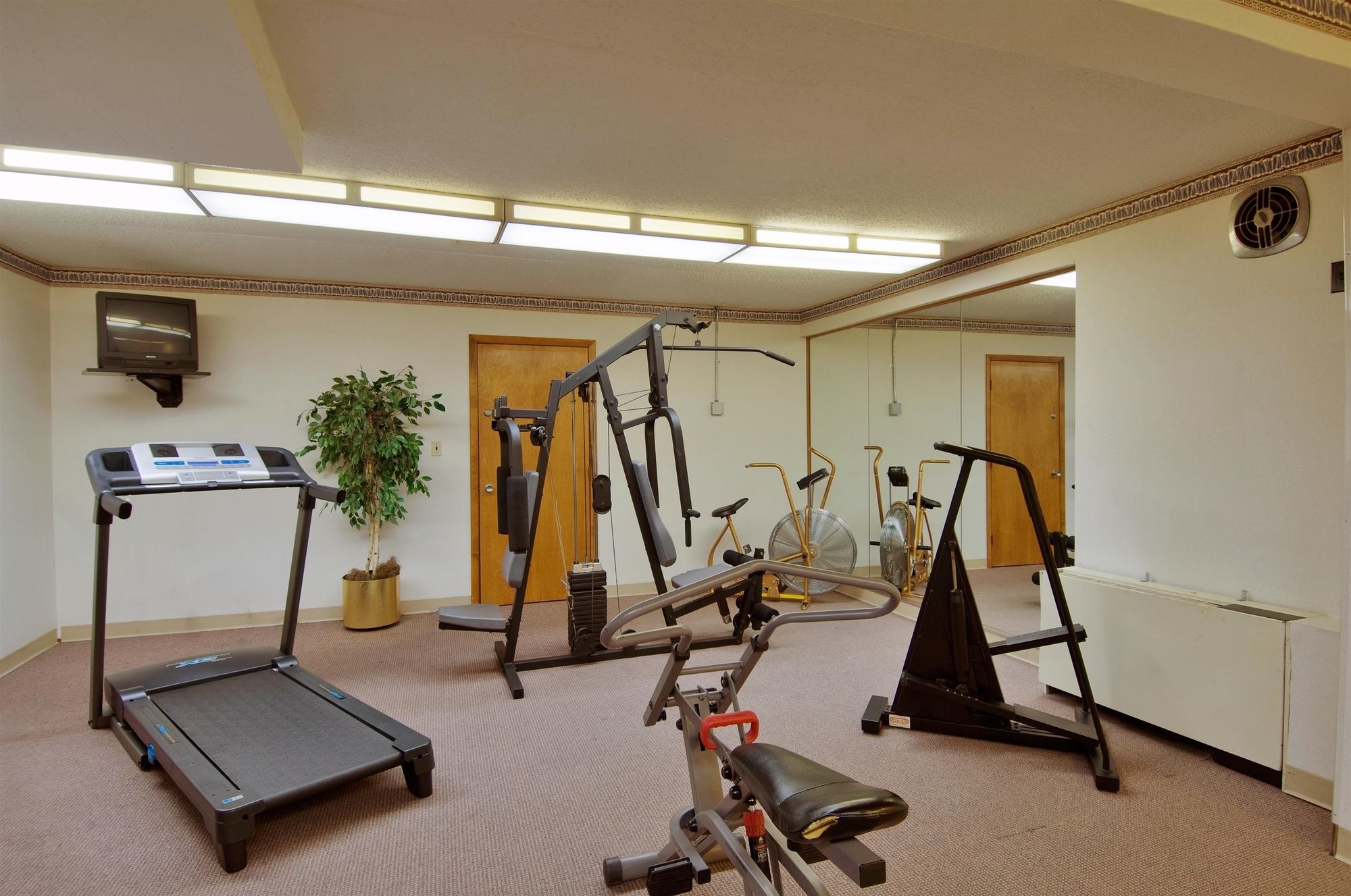 Travelodge by Wyndham Cleveland Airport