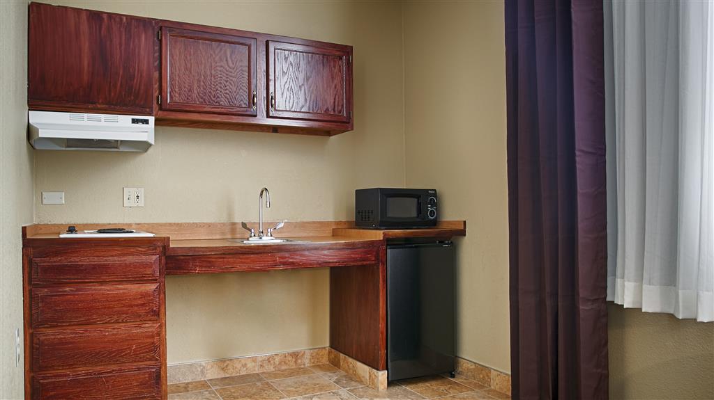 Best Western Airport Inn & Suites Cleveland