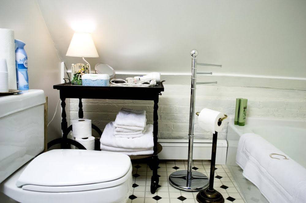 Clifford House Private Home Bed & Breakfast