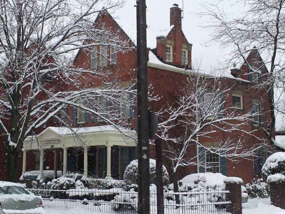 Clifford House Private Home Bed & Breakfast