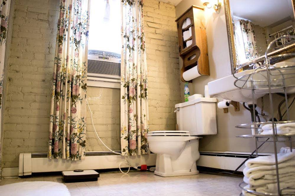 Clifford House Private Home Bed & Breakfast