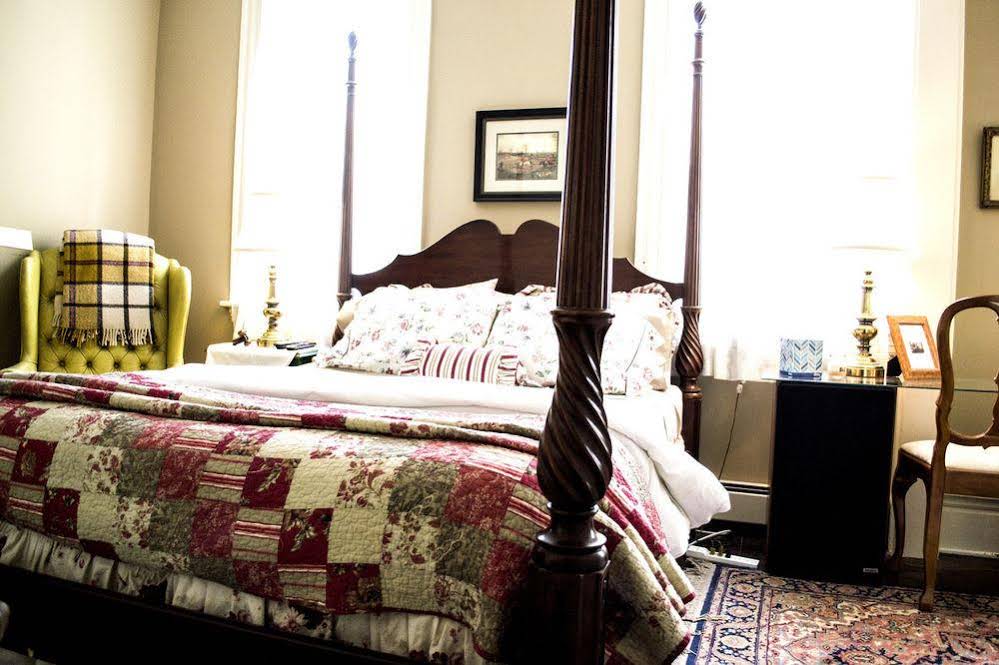 Clifford House Private Home Bed & Breakfast