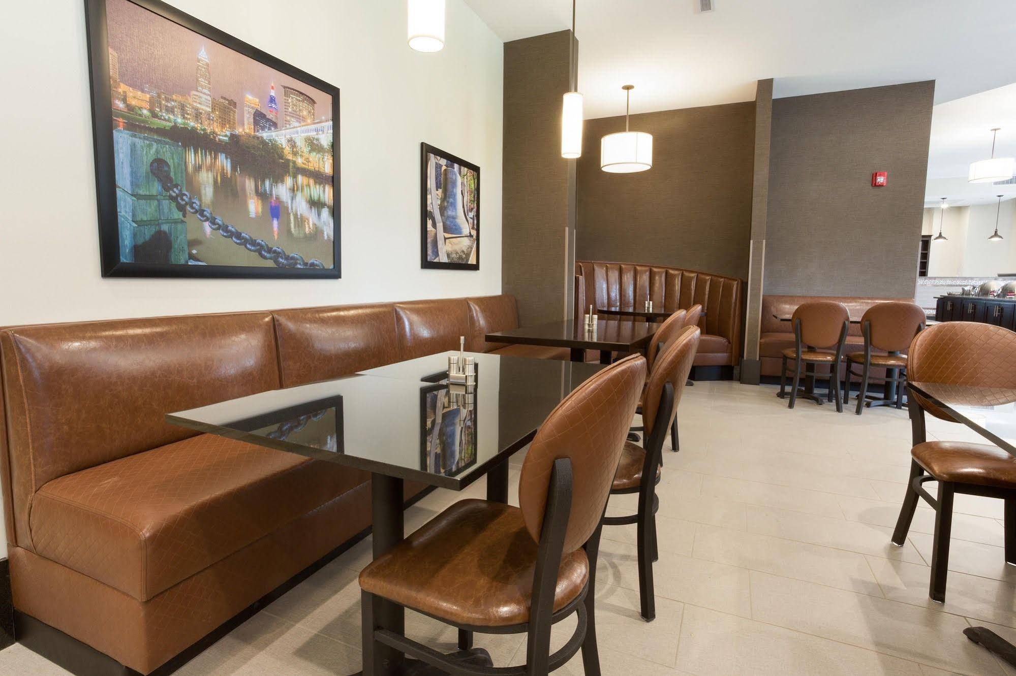 Drury Plaza Hotel Cleveland Downtown