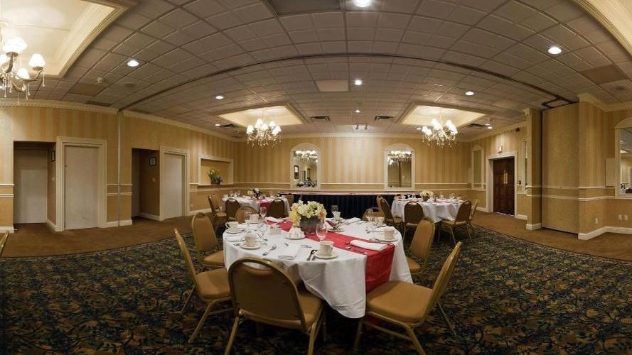 Holiday Inn Cleveland - Mayfield