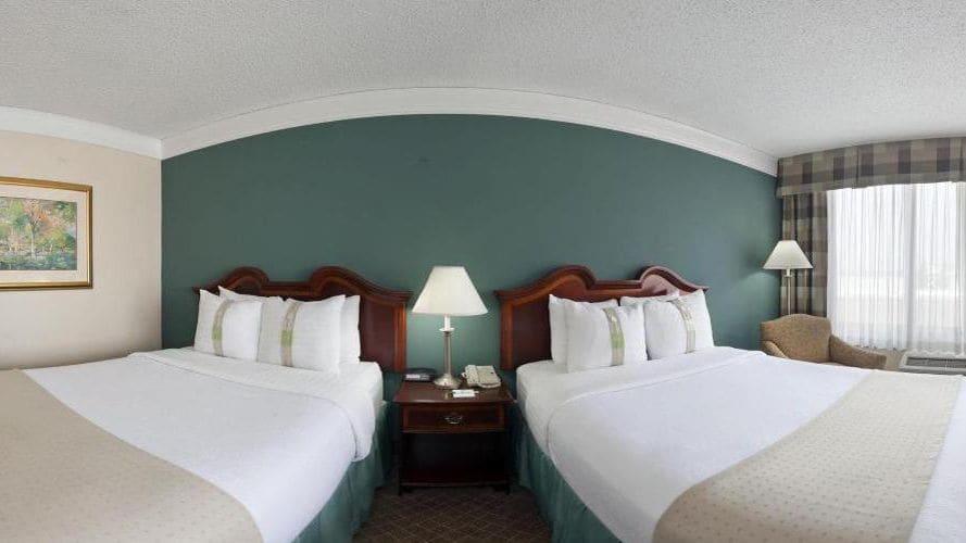 Holiday Inn Cleveland - Mayfield