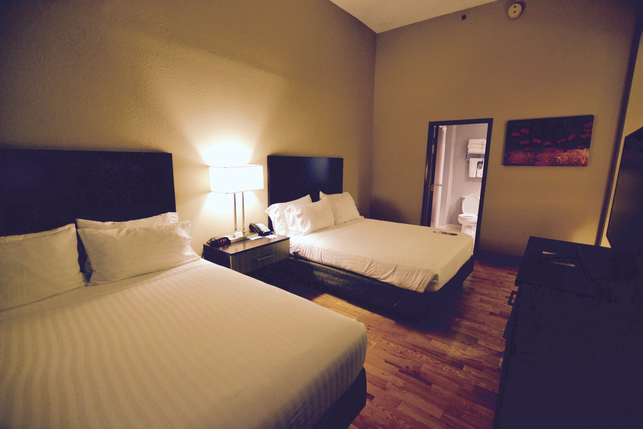 Holiday Inn Express & Suites Cleveland - Downtown