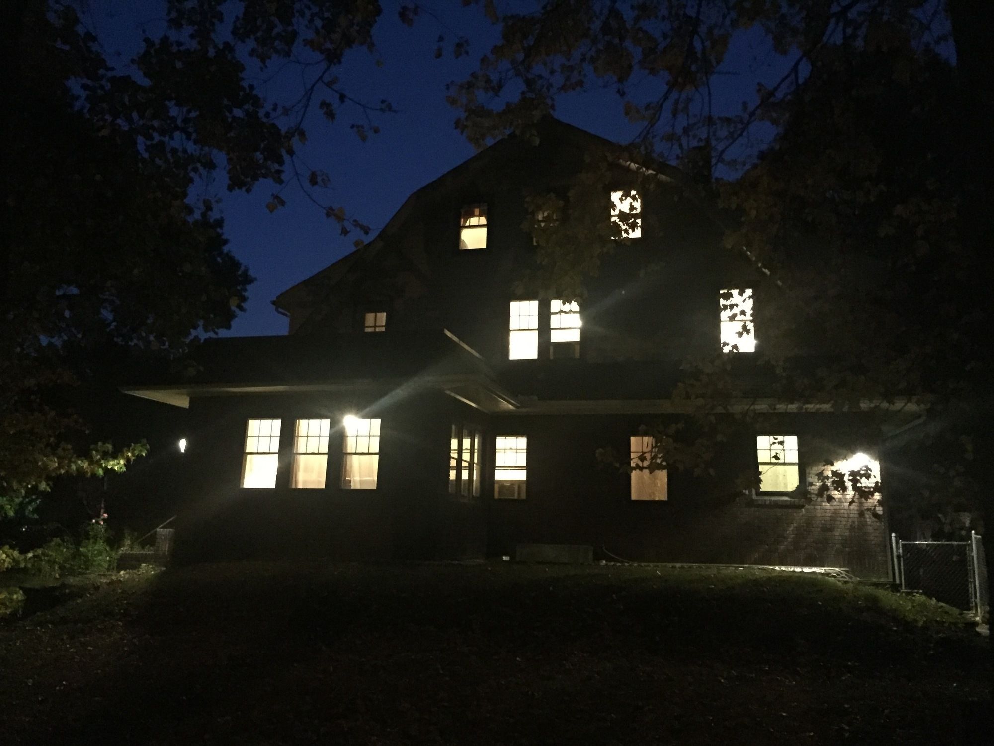 JARVIS Edgewater Park & Beach Villa-Hotel