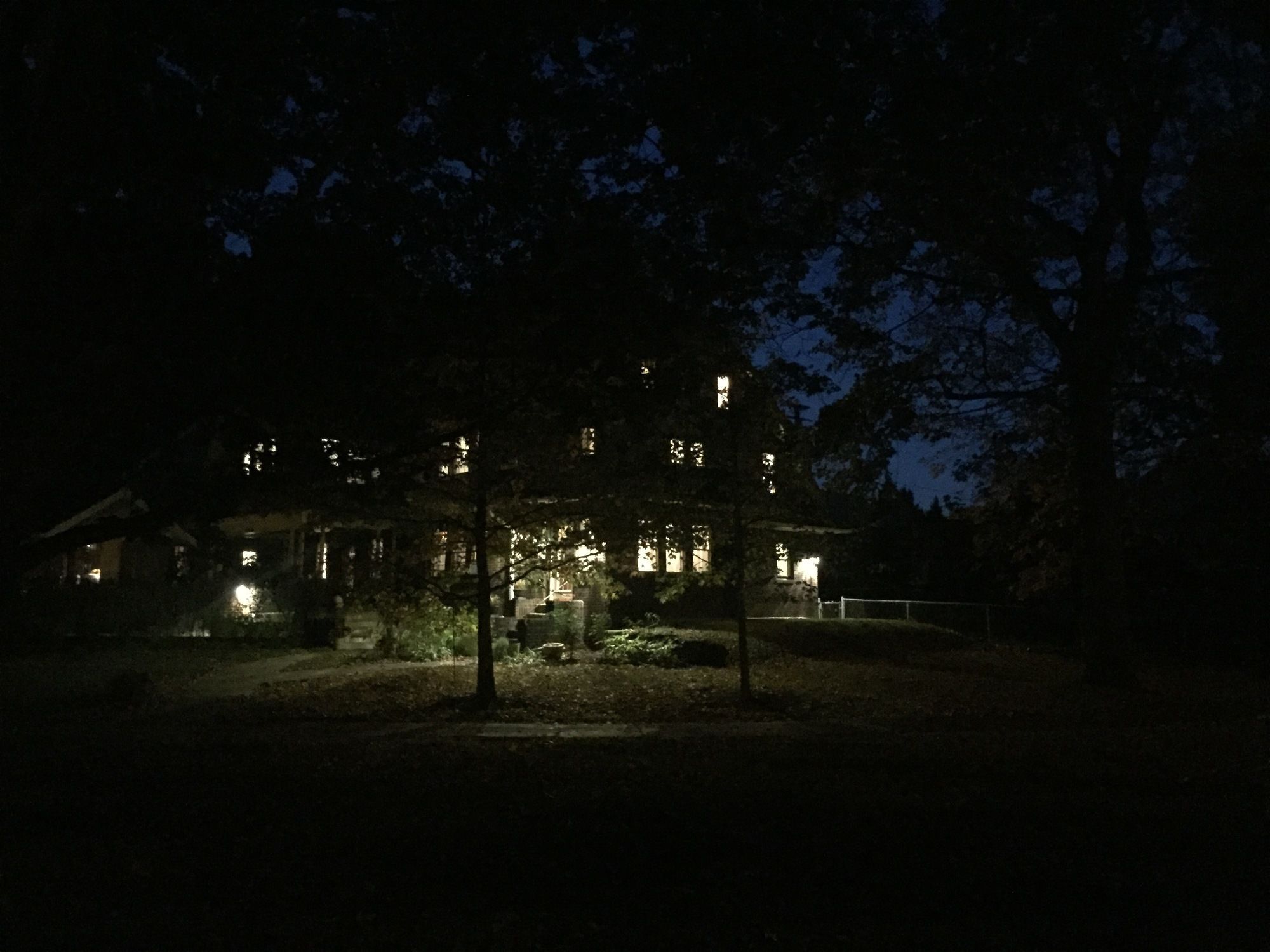 JARVIS Edgewater Park & Beach Villa-Hotel