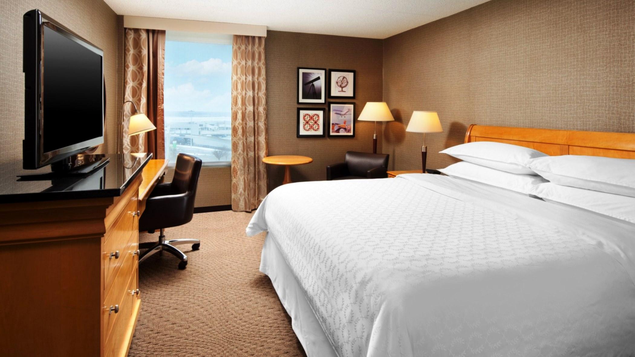 Sheraton Cleveland Airport Hotel