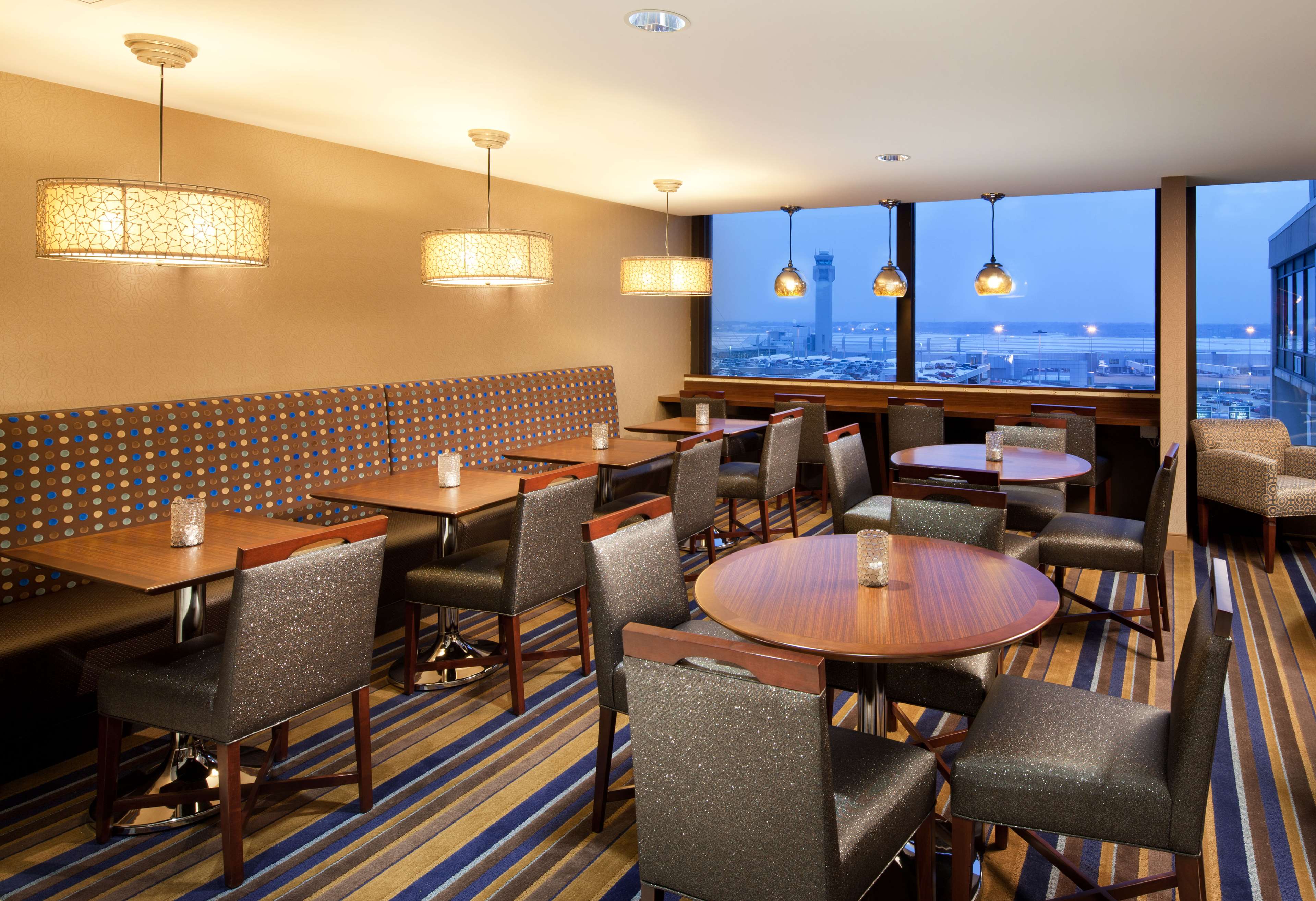 Sheraton Cleveland Airport Hotel