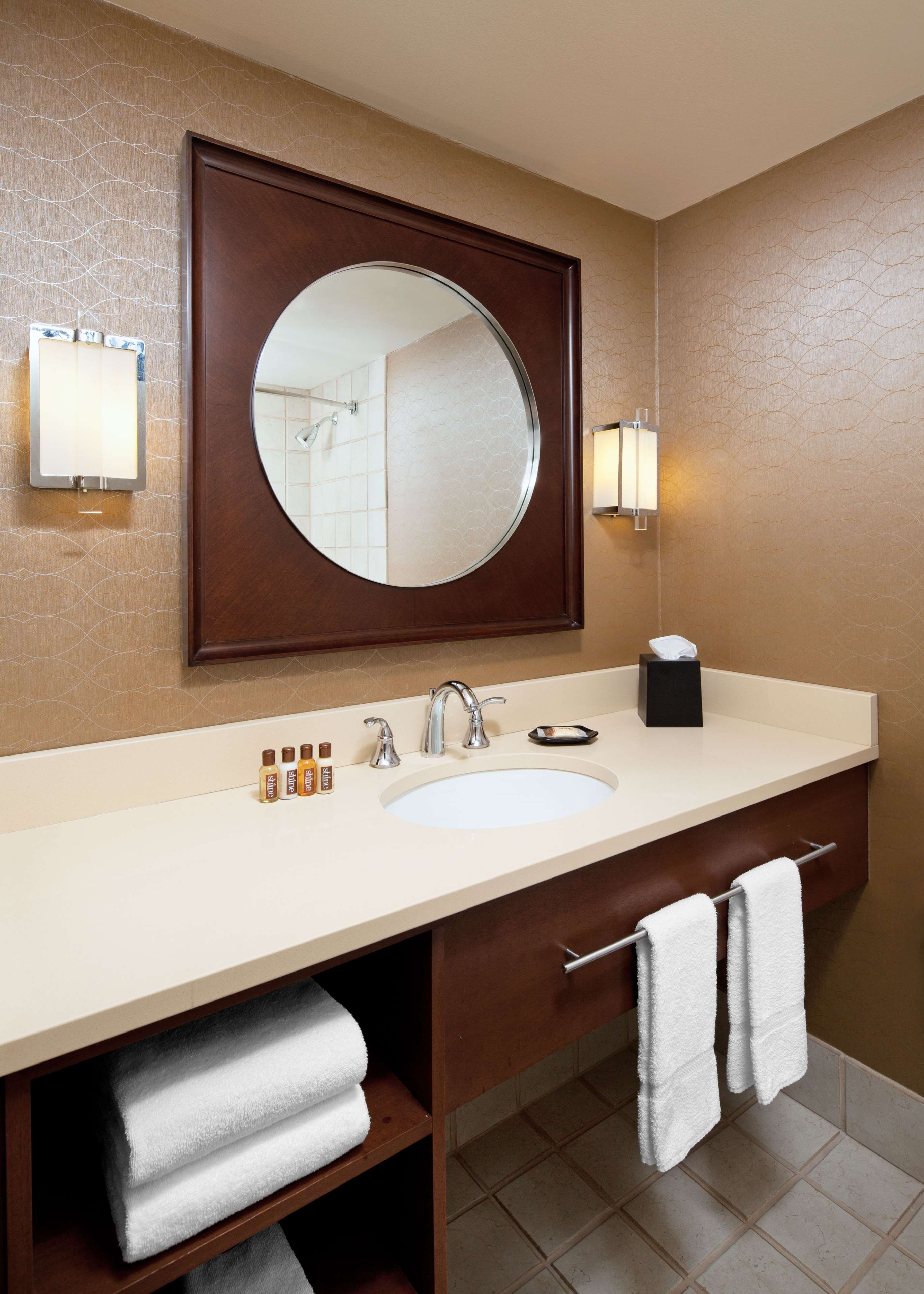 Sheraton Cleveland Airport Hotel