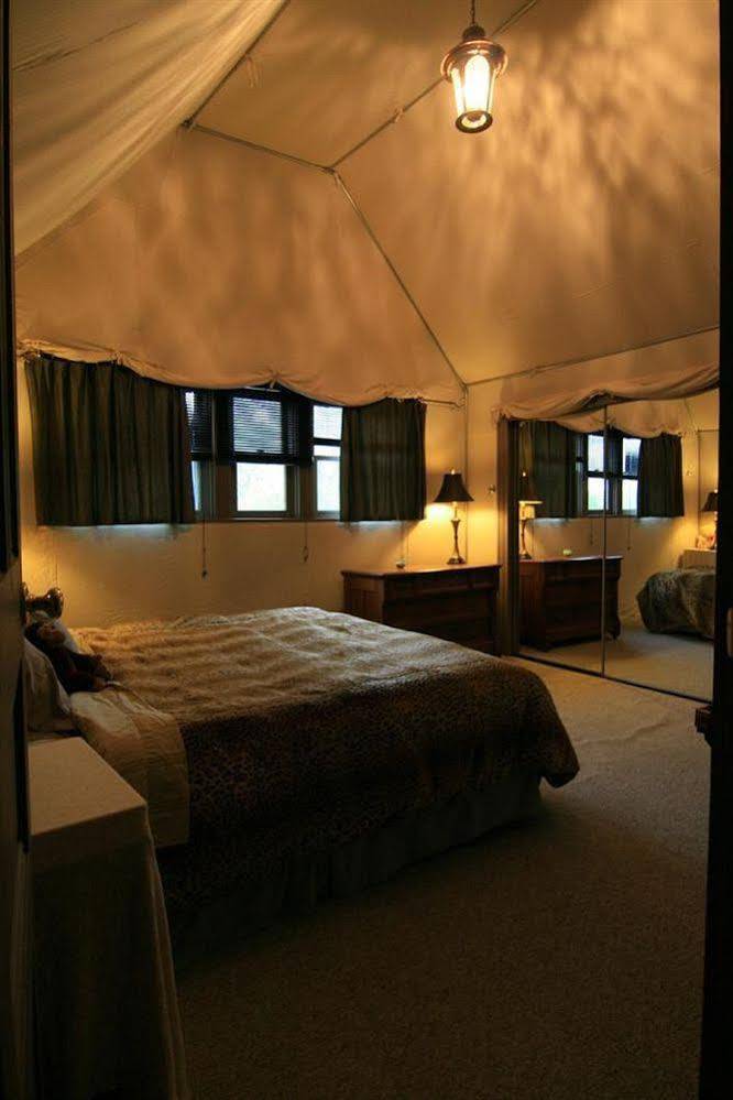 Stone Gables Bed & Breakfast