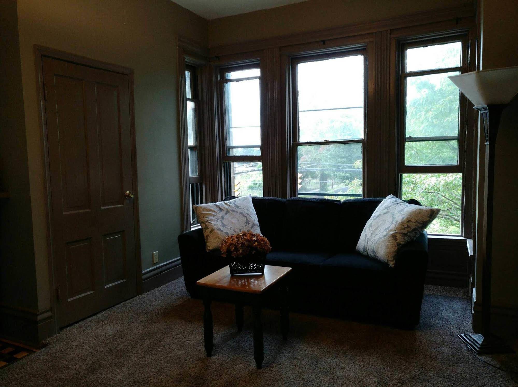 Stone Gables Bed & Breakfast