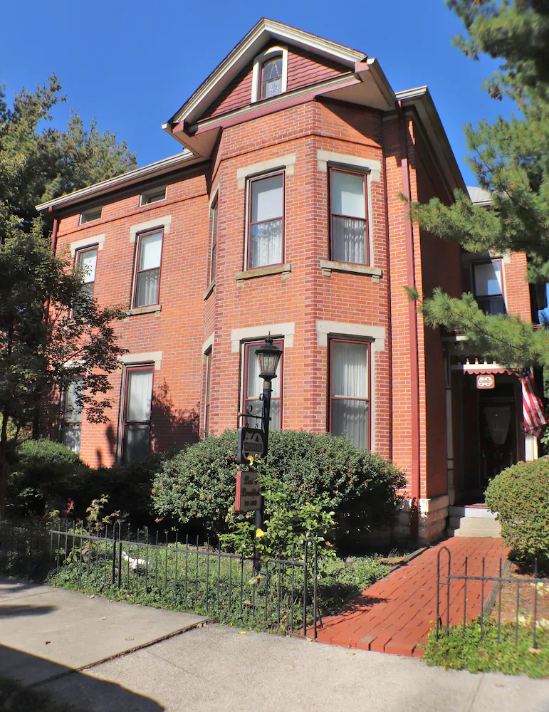 50 Lincoln Short North Bed & Breakfast