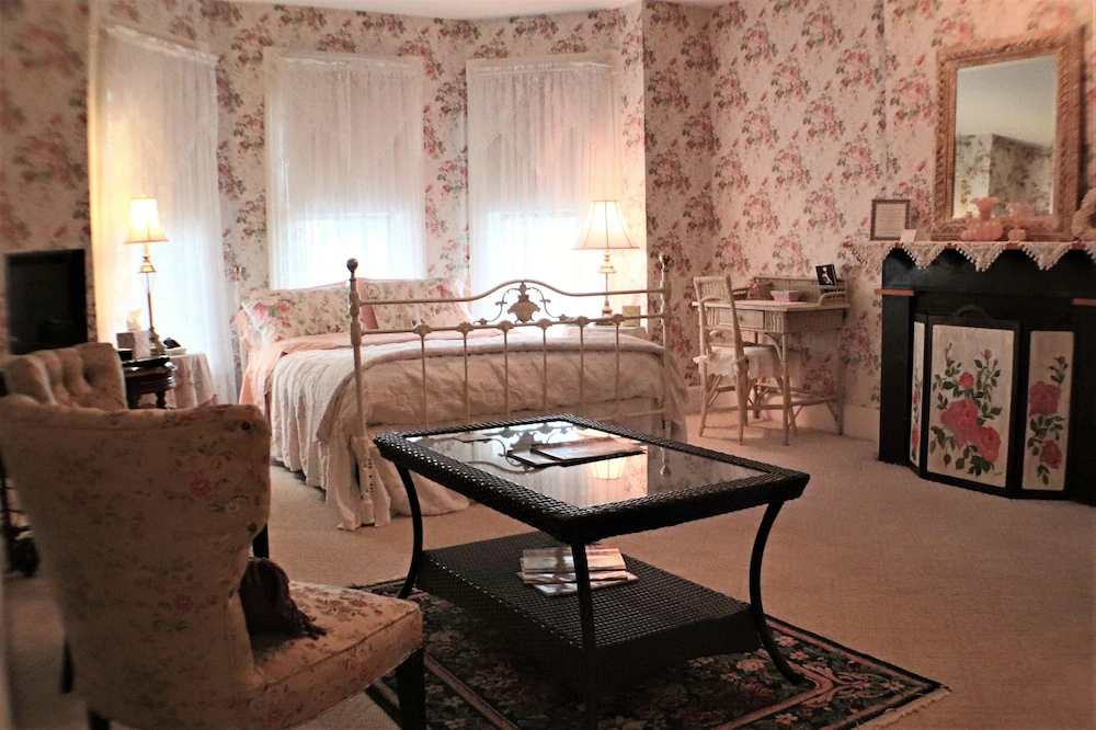 50 Lincoln Short North Bed & Breakfast