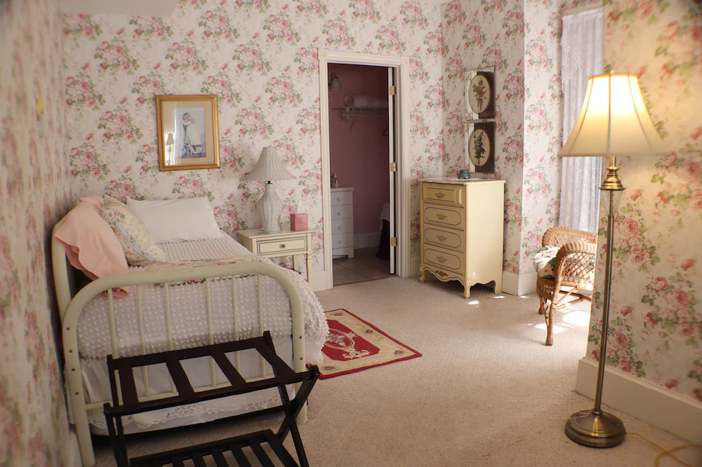 50 Lincoln Short North Bed & Breakfast