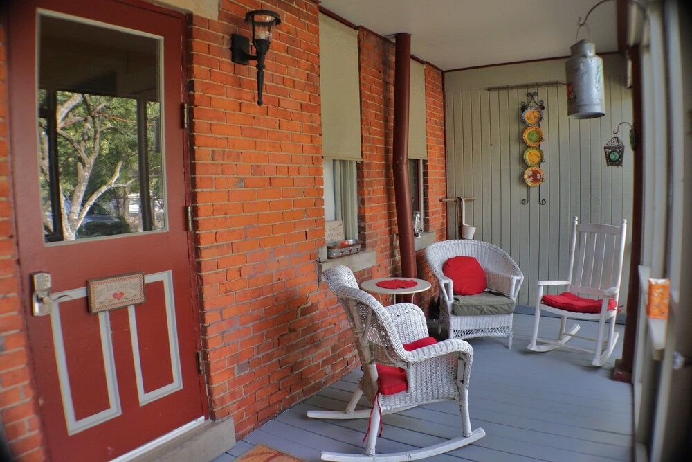 50 Lincoln Short North Bed & Breakfast