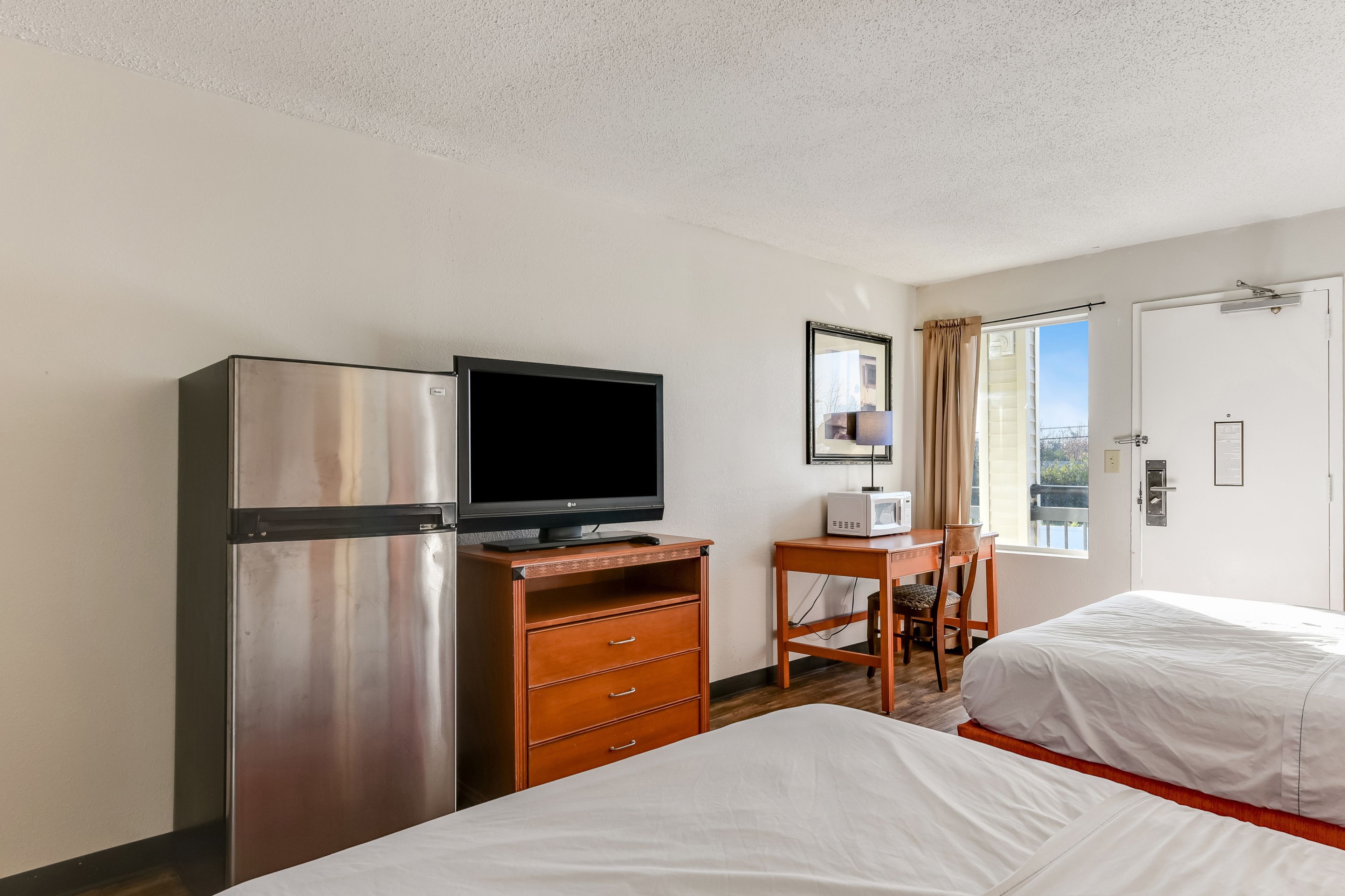 Baymont Inn and Suites by Wyndham Columbus / Near OSU