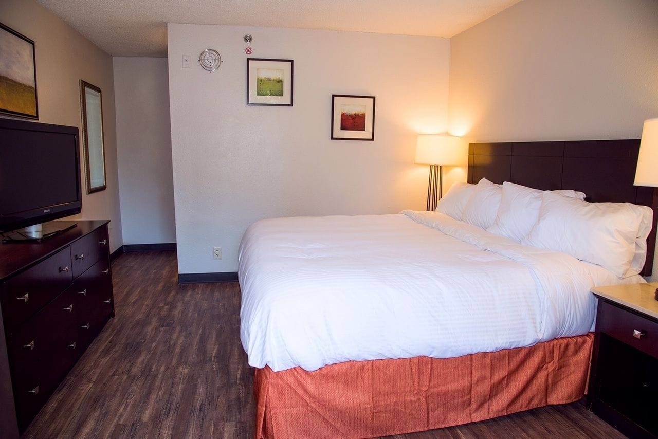 Baymont Inn and Suites by Wyndham Columbus / Near OSU