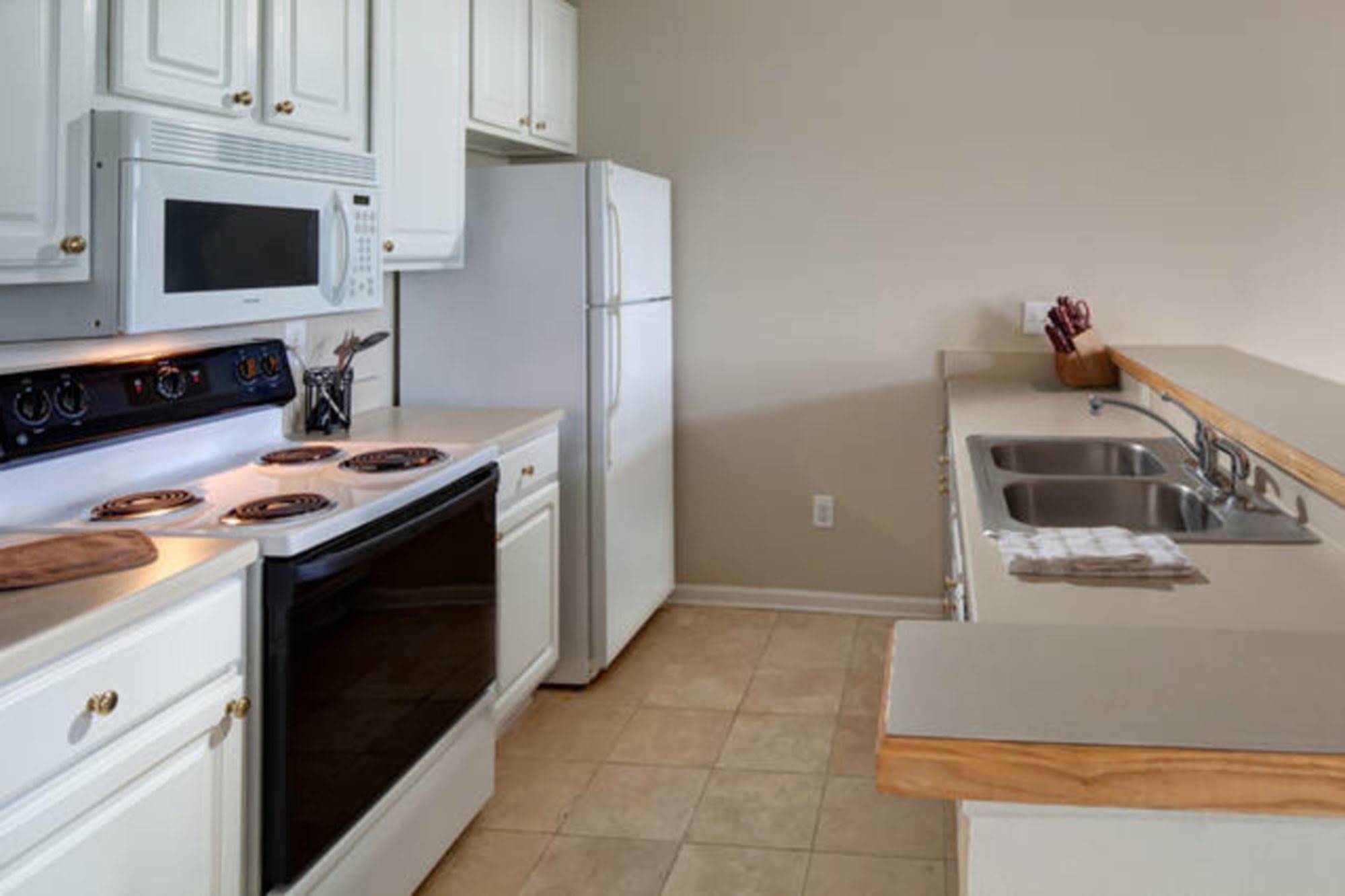 BridgeStreet at LC Riversouth