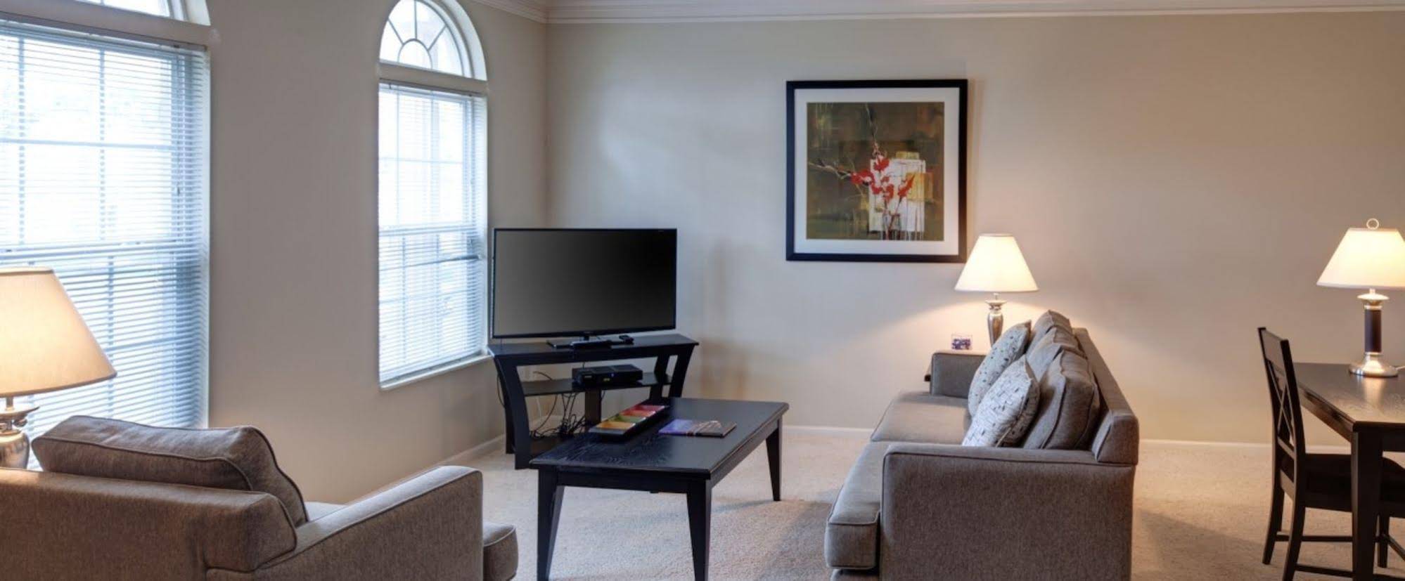 BridgeStreet at LC Riversouth