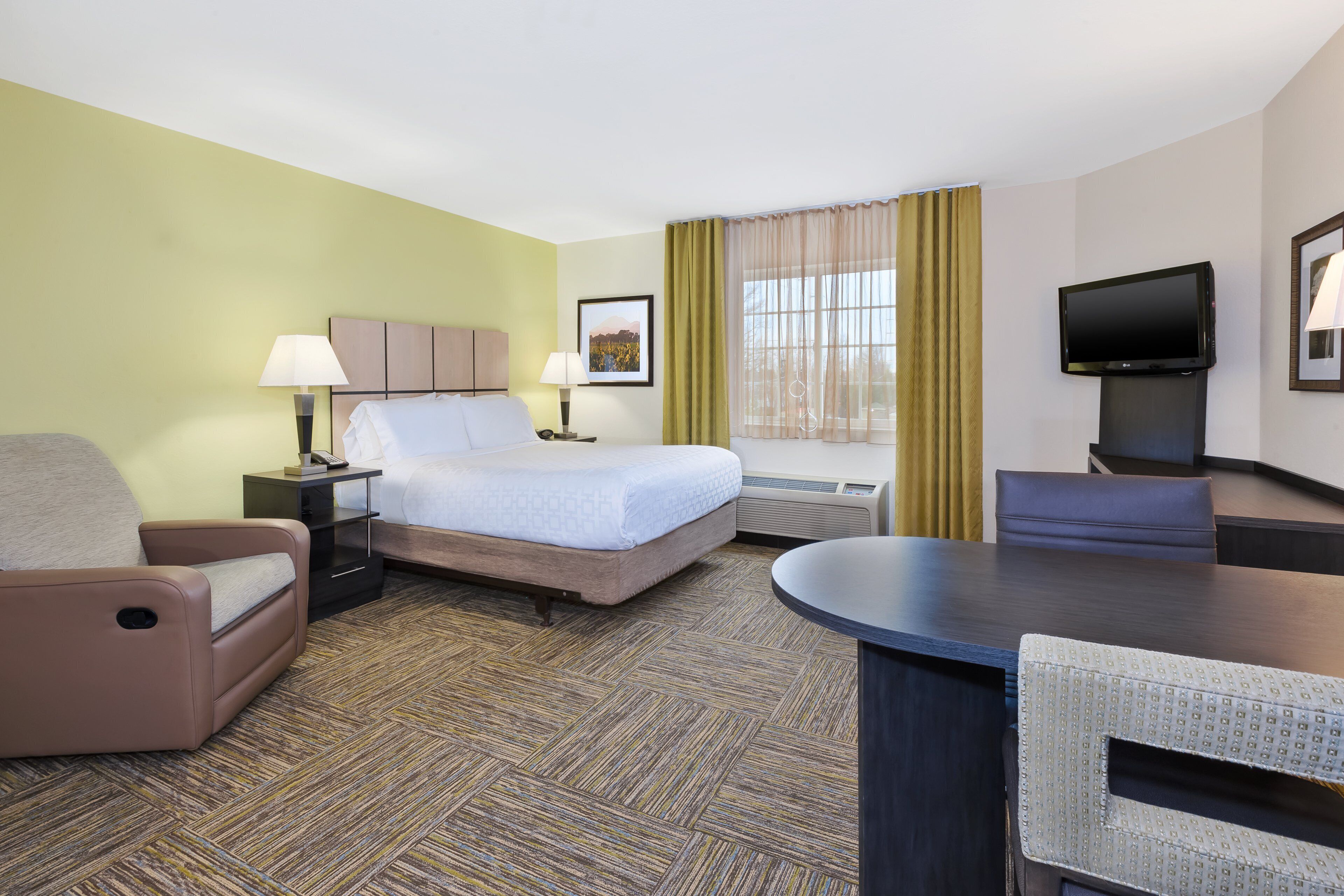 Candlewood Suites Polaris