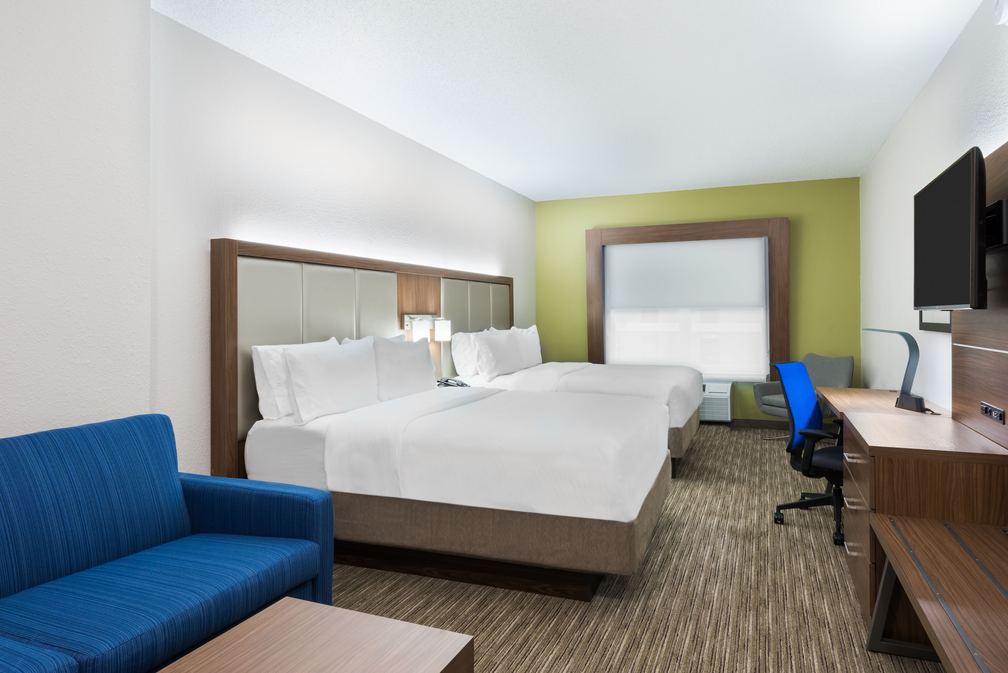 Holiday Inn Express & Suites Columbus Airport East