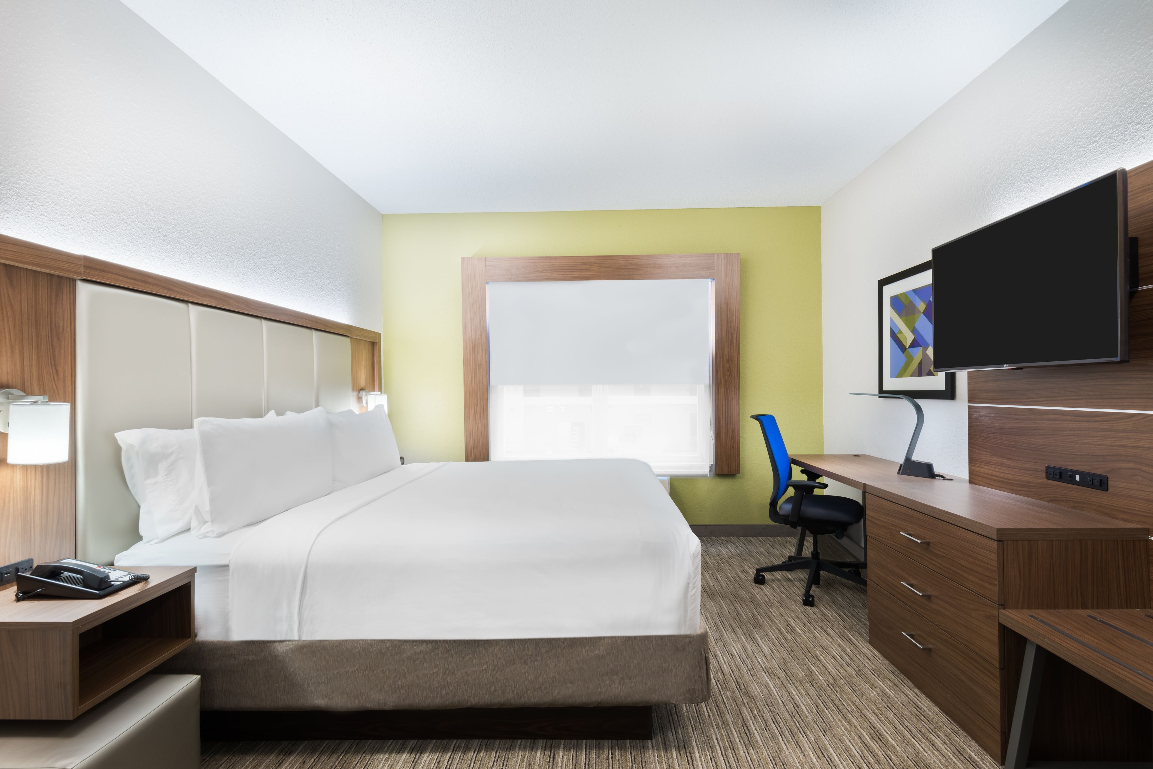 Holiday Inn Express & Suites Columbus Airport East
