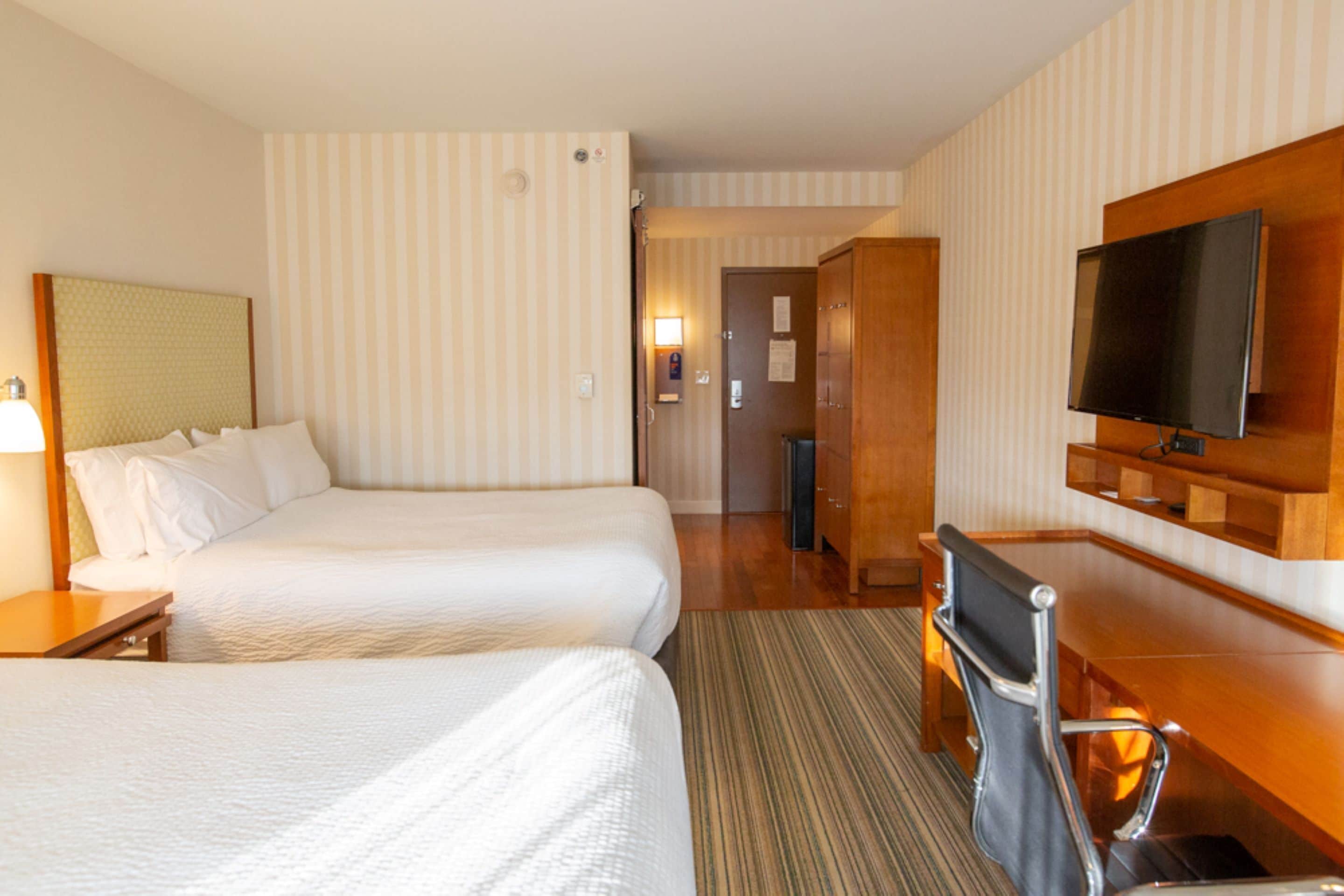 Holiday Inn Express Columbus Airport – Easton, an IHG Hotel