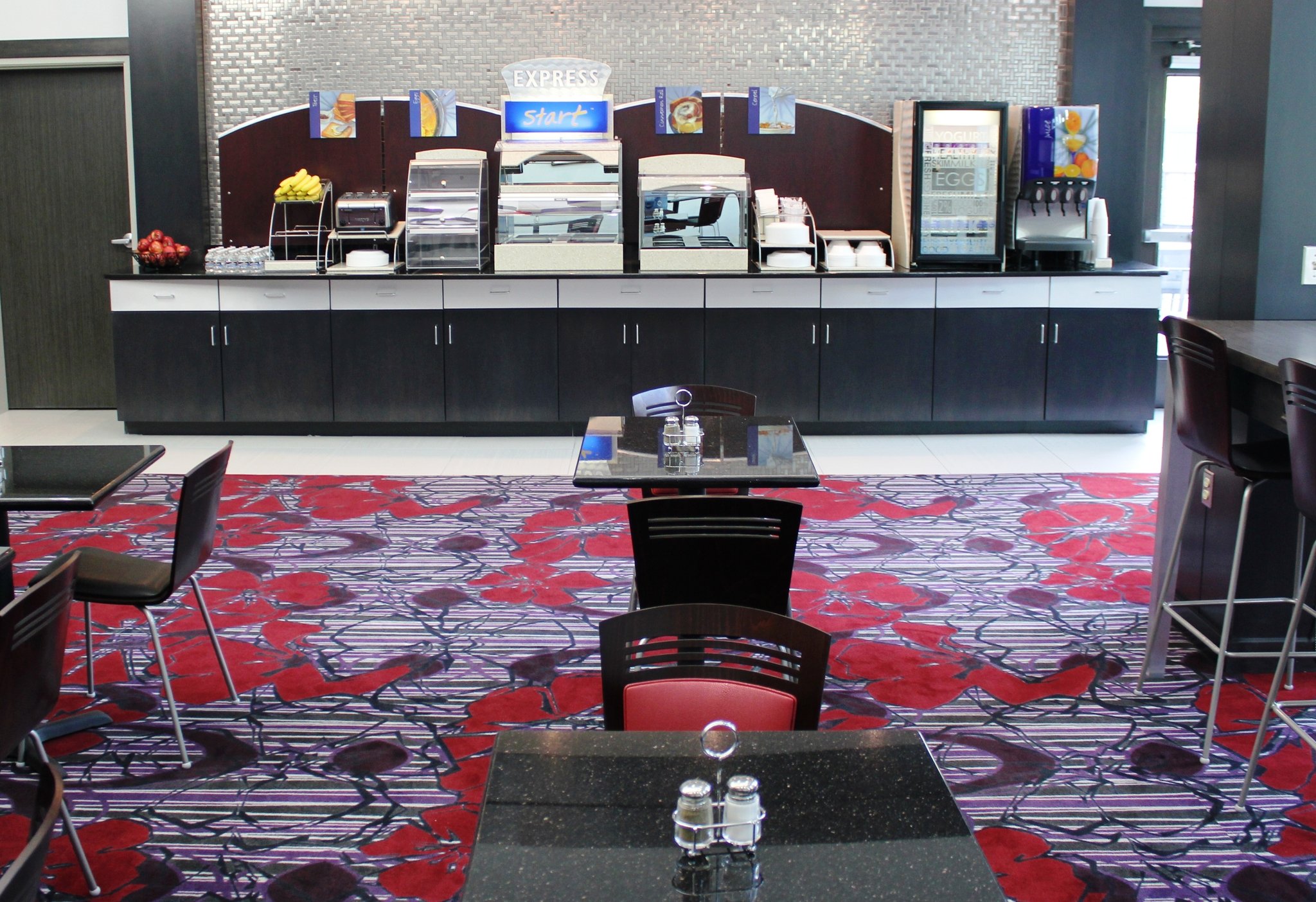 Holiday Inn Express Hotel & Suites Columbus - Polaris Parkway