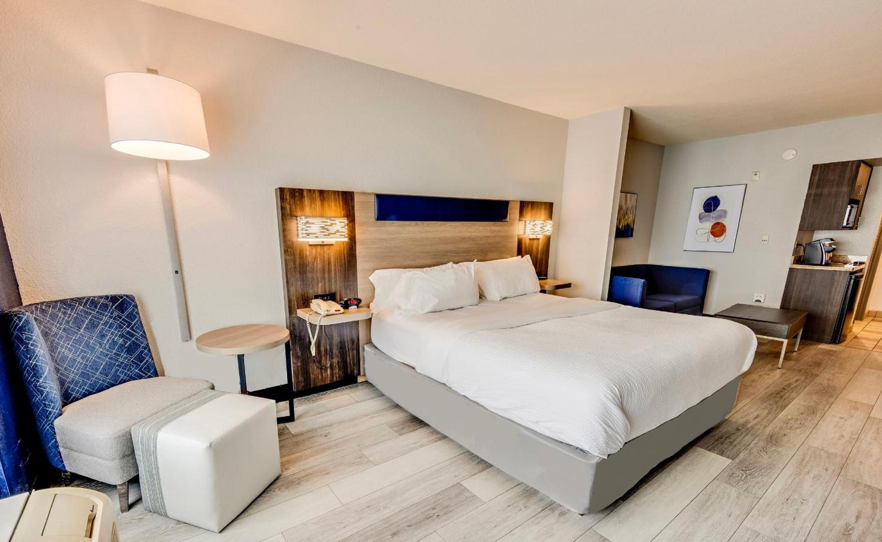 Holiday Inn Express & Suites Columbus OSU-Medical Center