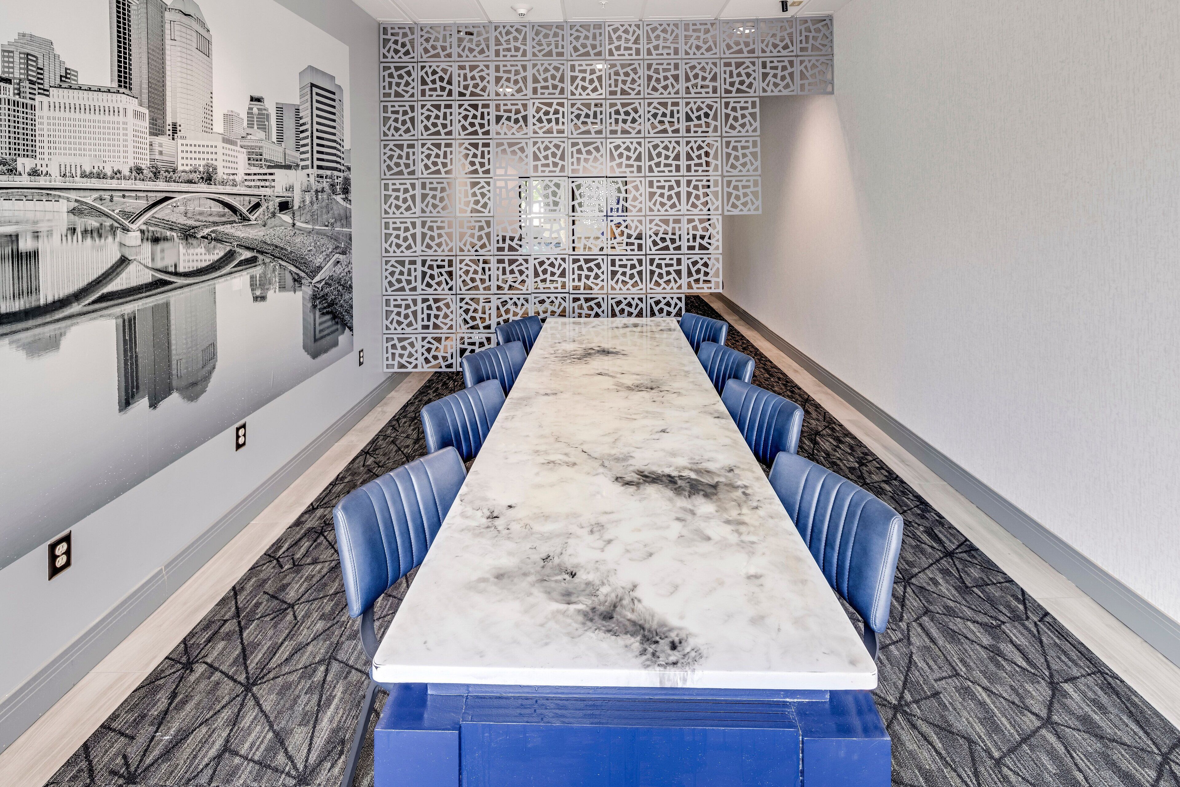 Holiday Inn Express & Suites Columbus OSU-Medical Center